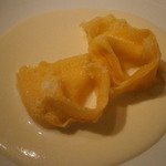 レストラン ラッセ - スペシャリテ　4種チーズのラビオリ