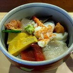 梅寿司 - 日替り丼（お椀付き）