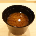 すし処 睦月 - 赤出汁