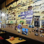 Tsuribito izakaya kawana - 壁には竿が…サスガ釣りキチ居酒屋