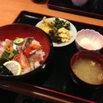 一魚一会 - 西海地魚丼1200yen