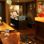 キャサリン'sBAR - 2012.11 店内、佇むマーガリン（掲載許諾済み）