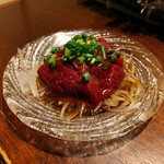 Dourakubouzu - 馬赤身肉のユッケ