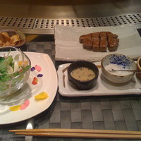 鉄板焼　季流 - サラダにお花が。。。!(^^)!