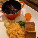 ポン・ド・リゼール  - ★フランス風大人のお子様ランチ（1000円税込）★ もち豚の赤ワイン煮込み