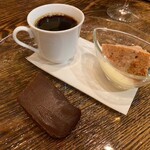 ポン・ド・リゼール  - ★フランス風大人のお子様ランチ（1000円税込）★共通品（コーヒー&デザート