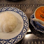 タイ国料理店 イサラ - タイカレーセット赤