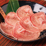 新宿思い出横丁酒場 情熱ホルモン - 