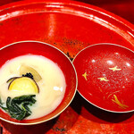Soujiki Nakahigashi - 白味噌碗…漆器は渡り鳥のに秋草を描いている。
                        冬瓜と黒ゴマ（西山の胡麻町）サツマイモで満月に見立て、サツマイモの葉も…