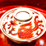 草喰 なかひがし - 炊き合わせ…鳳凰のお碗で提供。