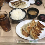石松餃子 - 10個定食(ご飯大盛り)¥1000