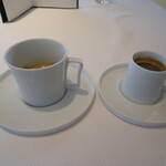 ベージュ アラン・デュカス 東京 - エスプレッソ（シングル、ダブル）