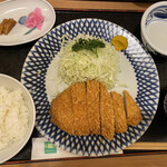 Tonkatsu Katsu Maru - ロースかつ定食120g 1580円