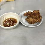 中国料理 布袋 本店 - こちらも布袋名物のザンギ