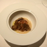 ヴァカンツァ - 岩手の松茸をペースト状のポタージュと熊本の天然車エビに黒トリュフをタップリと