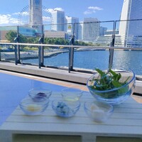 Pecorino Market&Restaurant - ３種チーズの盛り合わせ＆ルッコラサラダ