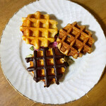 マネケン - おうちワッフル