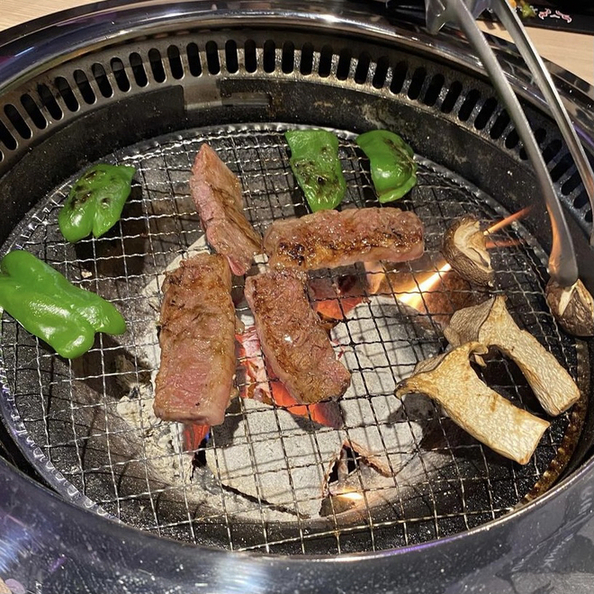 A5ランクの黒毛和牛焼肉 食べ放題 個室完備 炭治郎 新宿本店 新宿西口 焼肉 ネット予約可 食べログ