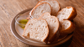BAKERY DINING 8686 - おすすめパンの盛り合わせ
