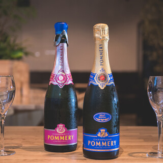 Toaster Bread Cafe&Champagne Bar_0