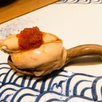 鮓 きずな - 牡蠣鮨