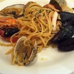 ラ・テンダ・ロッサ - ペスカトーレのハーフ。