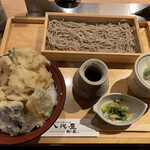 八兆屋駅の蔵 - 白海老かき揚げ丼とお蕎麦の膳❗️