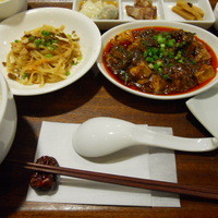 南青山エッセンス - プリフィクスランチ（四川風土鍋麻婆豆腐）