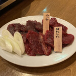大衆馬肉酒場 三村 熊本銀座通り店 - 