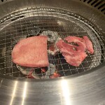 Yakiniku Genshu Goushuu - 近江牛のタン