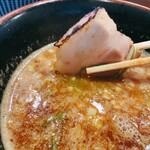 麺屋 やま昇 - チャーシュー2枚
