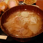 Tonkatsu Kotetsu - セットの豚汁