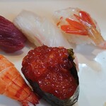 鮨華 - いくらのような筋子かな？