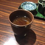 unishabuinaseya - お茶かと思ったら味噌汁だった。