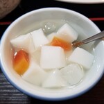 中華料理 祥龍房 - 杏仁豆腐。