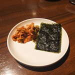 プサンアジメ - キムチと韓国海苔は食べ放題です(21-10)