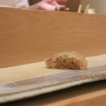 甚六鮨 - 生車海老（切り込み上手い）