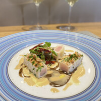 フィエルテ - 三崎産メカジキ　ヘーゼルナッツ