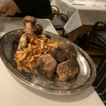 ル・マノアール・ダスティン - 松茸、ジロール茸、セップ茸