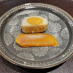 馳走 啐啄一十  - 素揚げ海老芋（徳島）柚子味噌 カラスミ（2年熟成）