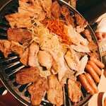 Yakiniku Kankokuryouri Yaku Yaku Shokudou - 