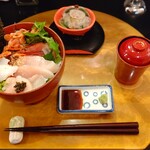 和のごはん みかづき - 海鮮刺身丼（青魚抜き）