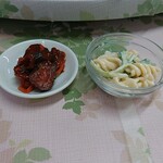 味の北京亭 - マカロニサラダとお新香