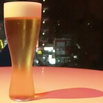 ワインと日本酒・居酒場アップ&ダウン - 窓際のテーブル