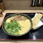 Honkakuha Hakata Udon Hasida Taikiti - 肉うどん¥750、かき卵¥100、ちくわ天¥100