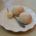 洋風料理 デリス - 自家製のパン　