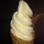 芋舗　芋屋金次郎 - 2個めのソフト、うう〜んボリュームが以前より小さい(T_T)