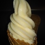 芋舗　芋屋金次郎 - お代わりのソフト、ちょっと大きくなった？