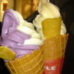 芋舗　芋屋金次郎 - この日は相方と2人で。小さいソフトクリームでがっかり(T_T)