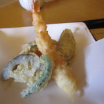 蕎麦 やまもと - 『 □ カク天 』の天ぷら。